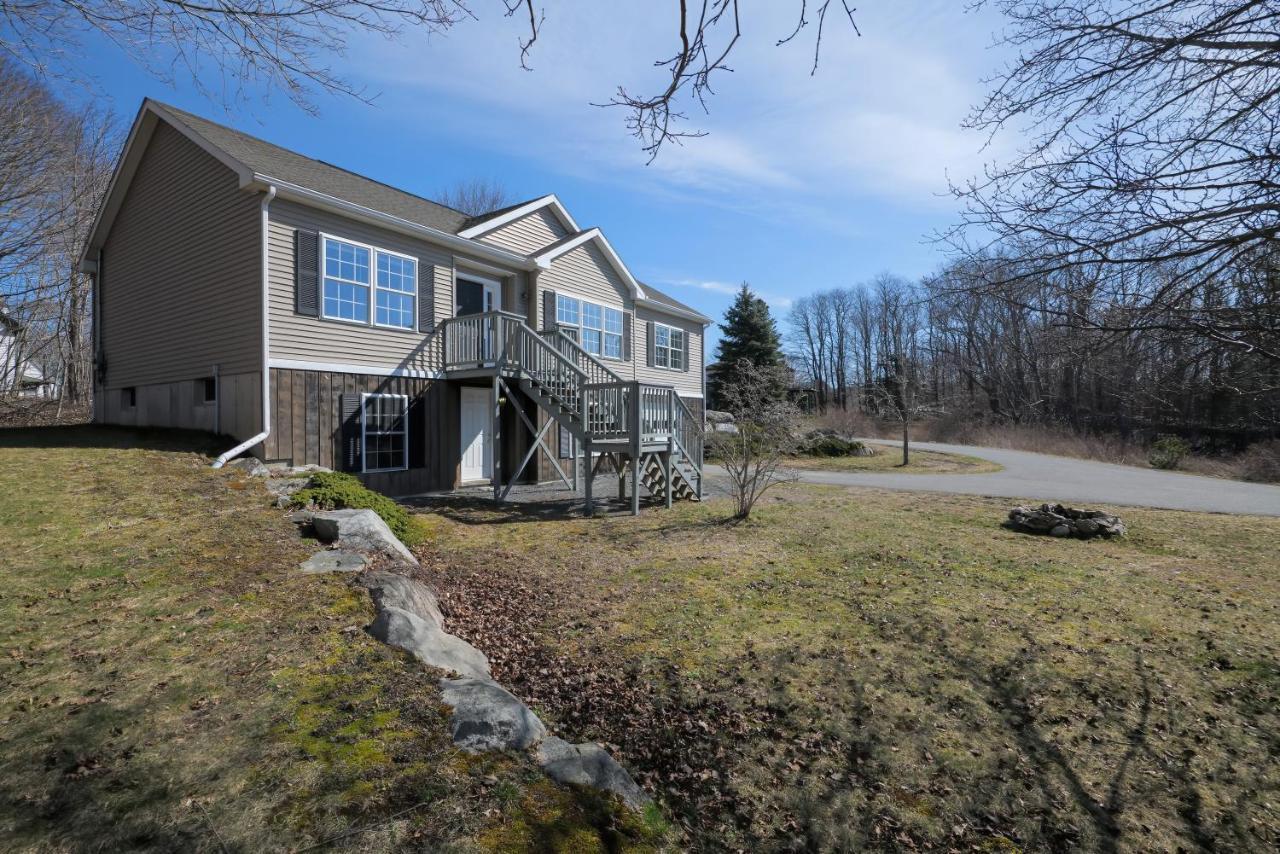 3 Bedroom Private Pondside View New Reno Moose Lodge Bar Harbor Dış mekan fotoğraf